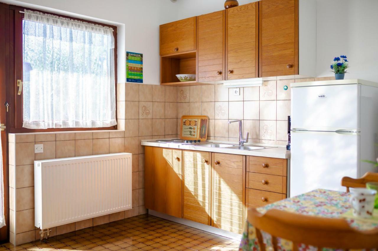 Apartments Belavic By El-Pi Tours Njivice Eksteriør bilde